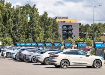 Ignitis ON elektromobilių įkrovimo parkas Palangoje