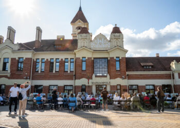 Geležinkelio stotis – ne tik kelionių pradžia, bet ir kūrybos stotelė