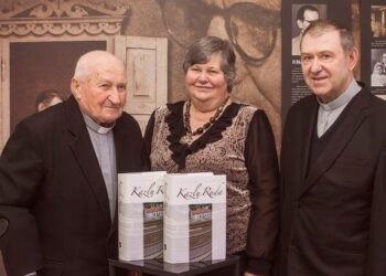 Kazlų Rūdoje – paroda, skirta neseniai anapilin iškeliavusios dr. Aldonos Vasiliauskienės jubiliejui paminėti