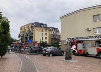 Į įvykio vietą operatyviai atvyko net trys ugniagesių-gelbėtojų ekipažai