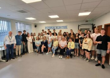 Puikios patirtys ir nauji atradimai ekonomikos ir verslo stovykloje