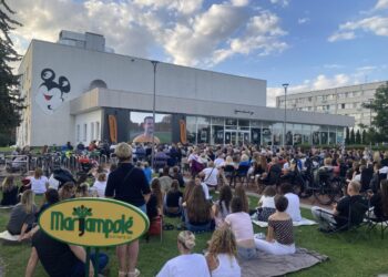 Vasara su kinu tęsiasi: „Spindulio“ kino ekrane – rekordinė juosta „Pietinia kronikas“