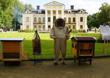 Paežerių dvare surengta XLVII Lietuvos bitininkų šventė