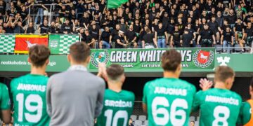 Mažumoje jau antrą minutę likęs „Kauno Žalgiris“ nusileido Bulgarijos ekipai