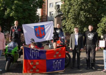 Komanda „Laukiniai vilkai“ išlydėta į mototurizmo ralį