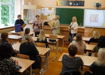 Atsisveikinta su Vilkaviškio r. Sūdavos pagrindinės mokyklos direktore ir mokytoja