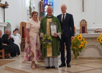 Vilkaviškio parapija atsisveikino su kun. Deividu Baumila