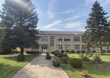 Mokolų progimnazija