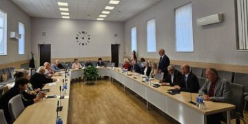 Šakiuose aptartas pasirengimas naujiesiems mokslo metams