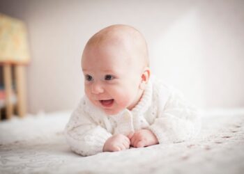 Anksčiau laiko gimę kūdikiai ir pagalbos būdai jiems