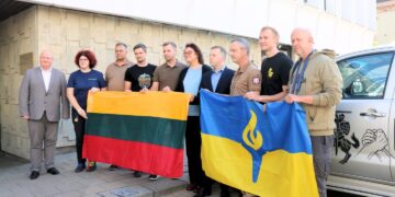 Pirmas medikų stažuočių Ukrainoje ciklas baigtas – grįžo šešta komanda