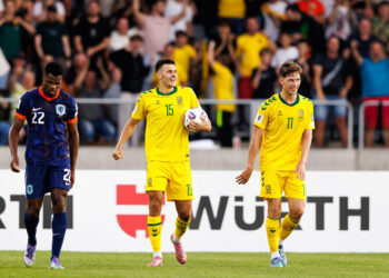 Valingai kovoję lietuviai nusileido svečiams iš Nyderlandų