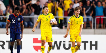 Valingai kovoję lietuviai nusileido svečiams iš Nyderlandų