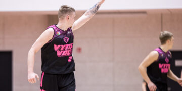 Į Šakių ekipą grįžta LKL debiutavęs Januševičius