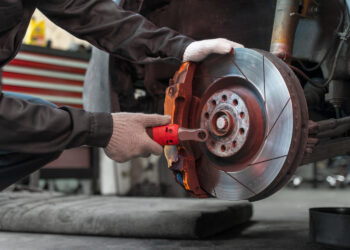 Stabdžių kaladėlių patikra