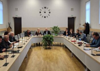 Šakiuose surengtas tradicinis kasmėnesinis seniūnų pasitarimas