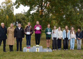 Vilkaviškyje surengtos mokinių 2025 m. rudens kroso pirmenybės