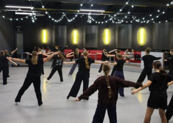 Jaunimo grupė „Le|Nos“ surengė atvirą repeticiją