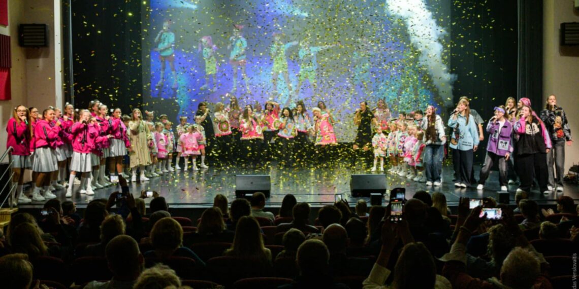 Vaikų ir jaunimo grupė „Šmiki šmaki“ paminėjo savo veiklos 30-metį