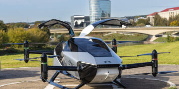 Pirmasis pasaulyje skraidantis automobilis jau Lietuvoje