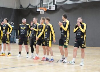 Po sunkios rungtynių pradžios atsitiesę „atakiečiai“ buvo priversti pripažinti Širvintos „UHB-Group“ pranašumą