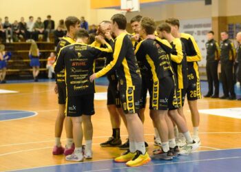 Puikiai rungtynes pradėję atakiečiai neatsilaikė prieš Joniškio „Delikatesą“