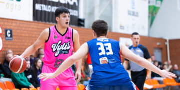 Šakių ekipa pasiekė pergalę namuose