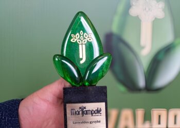 Marijampolėje surengti Vietos savivaldos dienos apdovanojimai