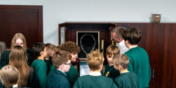 Smalsūs Marijonų gimnazijos šeštokai svečiavosi pas merą