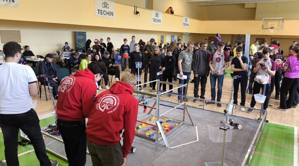 RoboForge lyga / Lispa nuotr.