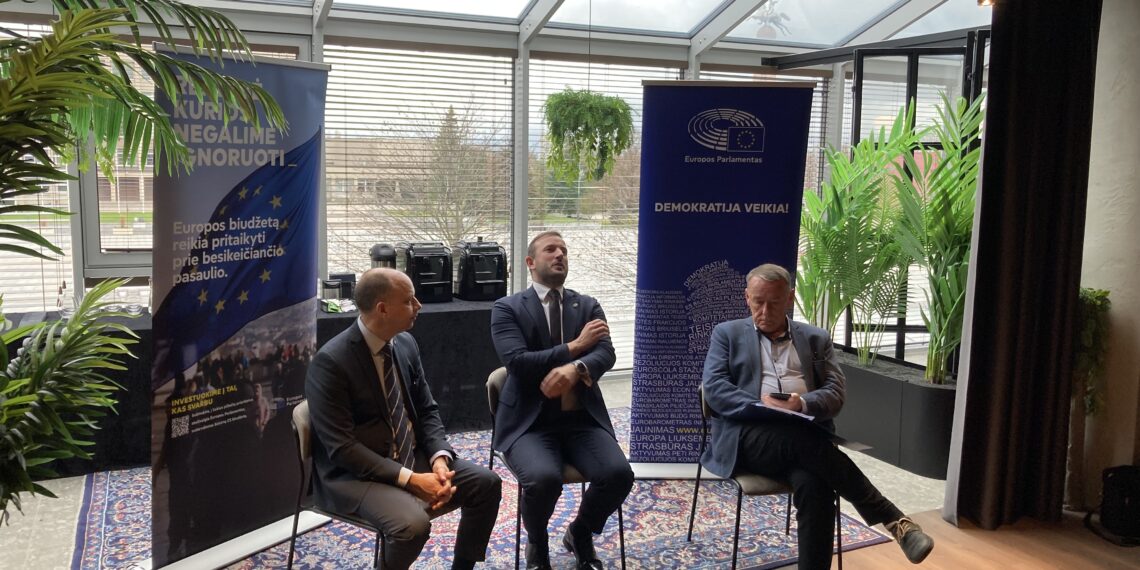 Europos Parlamento biuras Lietuvoje kartu su Sūduvos pramonės ir verslo asociacija Marijampolėje organizavo susitikimą su Europos Parlamento nariais