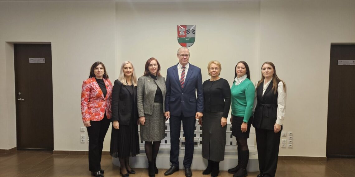 Šakių ir Kalvarijos savivaldybių atstovai diskutavo socialinių paslaugų tema
