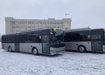 Marijampolėje pristatyti nauji modernūs miesto autobusai