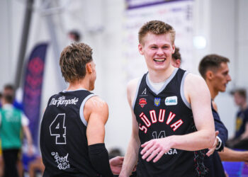 „Sūduva-Mantinga“ padėkojo už darbą amerikiečiui