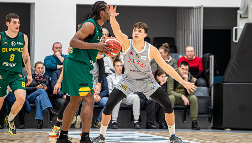 Siautėjusi „Sūduva-Mantinga“ nepasigailėjo strigusių plungiškių