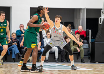 Siautėjusi „Sūduva-Mantinga“ nepasigailėjo strigusių plungiškių