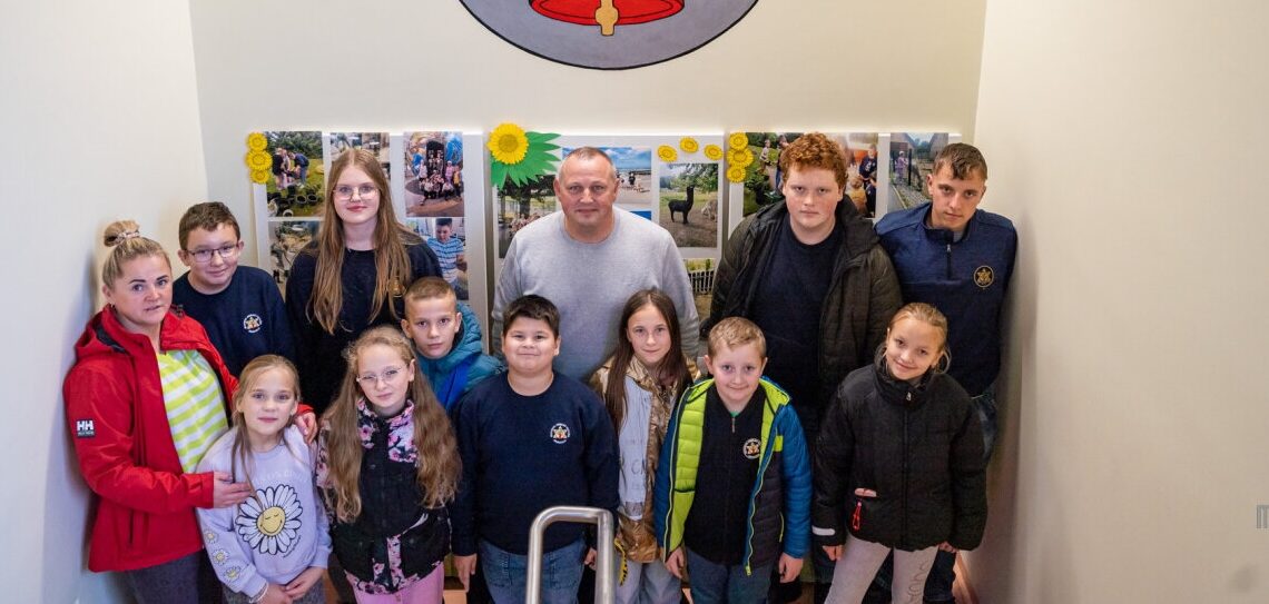 Vaikų dienos centro „Spindulėliai“ vaikai mezga ryšį su gamta