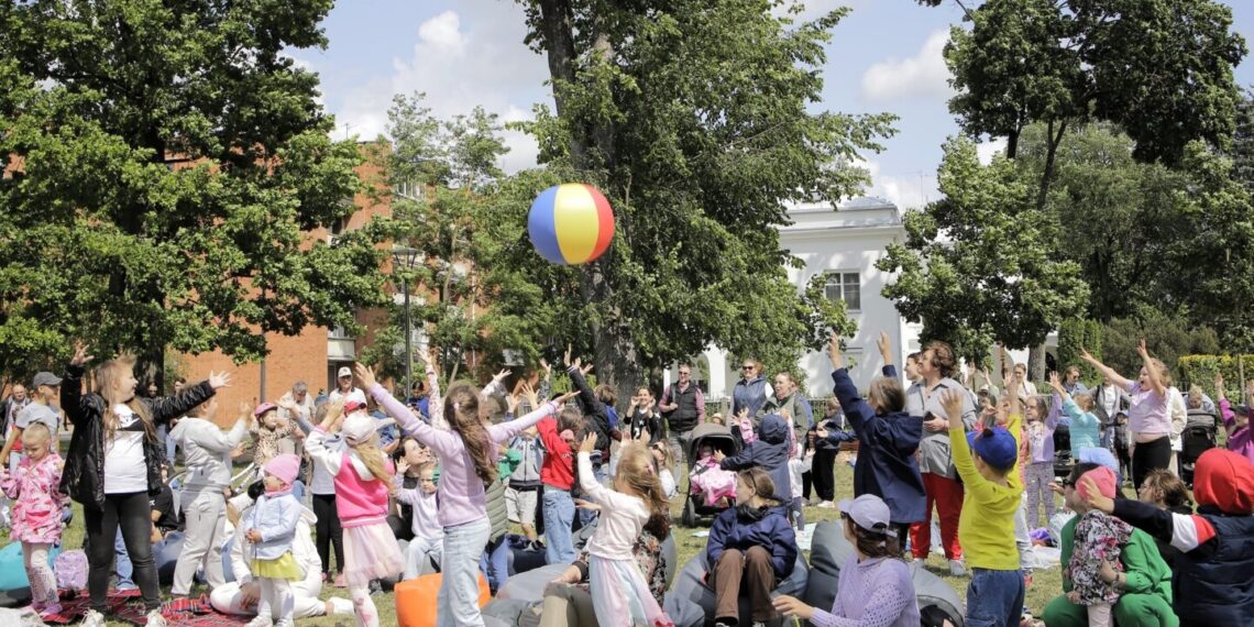Skaitymo nuotykiai ir teatriniai atradimai projekte „Knyginėtojai“