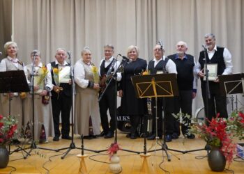 Kapela „Alksnė“ triukšmingai paminėjo 15 metų sukaktį