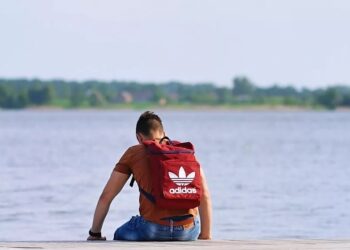 Dar nespėjote pasirūpinti kalėdinėmis dovanomis? Sportiniai aksesuarai – praktiška ir stilinga išeitis