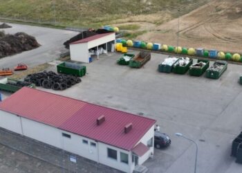 Nedirbs Kalvarijos didelių gabaritų atliekų surinkimo aikštelės