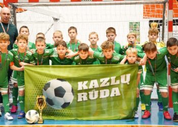 Vaikų salės futbolo turnyre „Sporto centro Taurė‘ 2025“ kazlųrūdiečiai iškovojo antrąją vietą