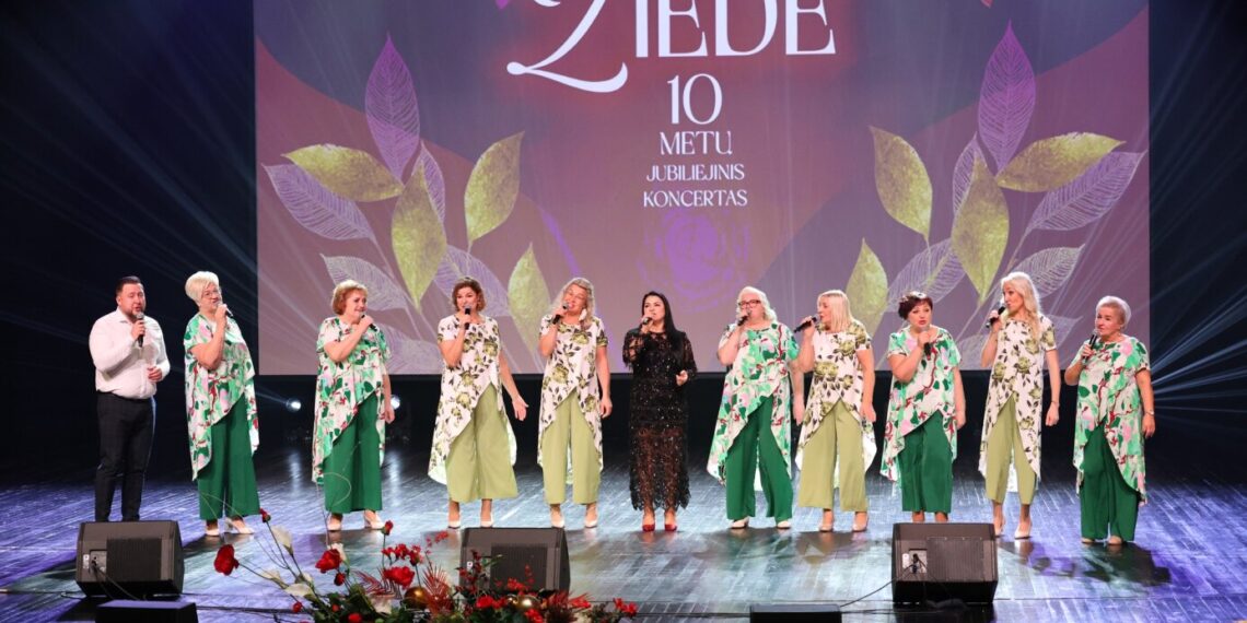 Surengtas šventinis „Žiedės“ jubiliejaus vakaras „O tu dainuok!“