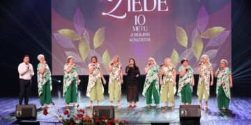 Surengtas šventinis „Žiedės“ jubiliejaus vakaras „O tu dainuok!“