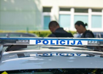 Policija