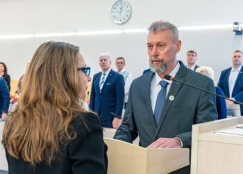 Prisiekė naujasis Marijampolės savivaldybės tarybos narys R. Grinevičius