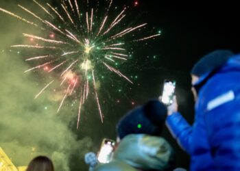 Trys iš penkių didžiųjų šalies miestų Naujuosius pasitiko be fejerverkų