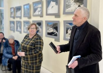 Šakiuose atidaryta fotografo ir keliautojo Vytauto Zinkevičius fotografijos darbų paroda „Tian Šanis. Lietuviškos viršukalnės“