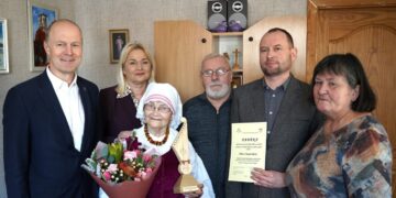Aldonai Krapavickienei įteiktas etninės kultūros puoselėtojos apdovanojimas