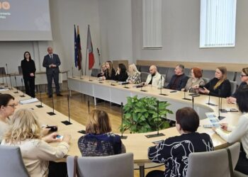 MRU Sūduvos akademija pristatė studijų kryptis ir bendradarbiavimo galimybes Šakiuose